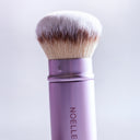 Retractable kabuki brush