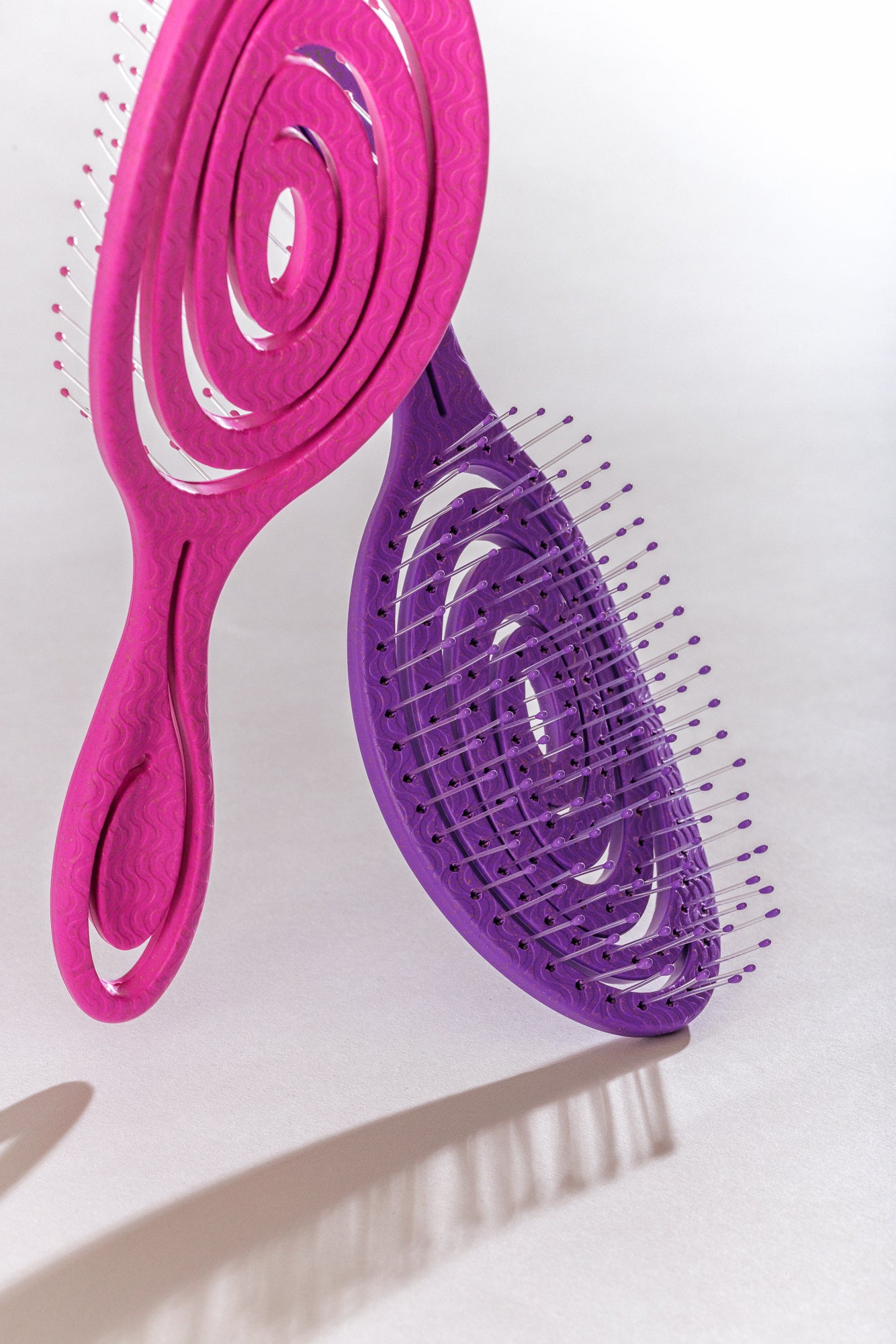 Eco-friendly hairbrush Pink Spiral – noelle